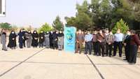 برگزاری همایش پیاده روی در شبکه بهداشت و درمان شهرستان گرمسار
